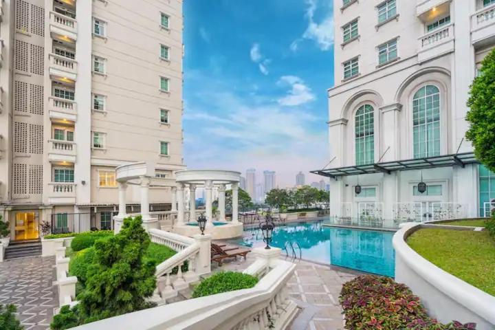Apartment 2 Bedroom At Senayan Jakarta