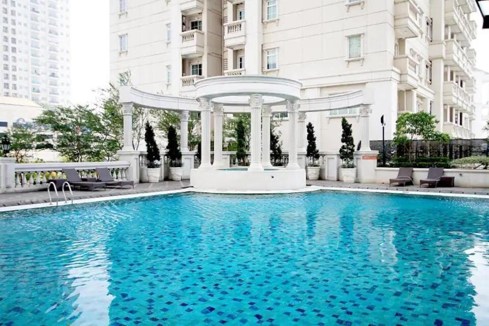 Apartment 2 Bedroom At Senayan