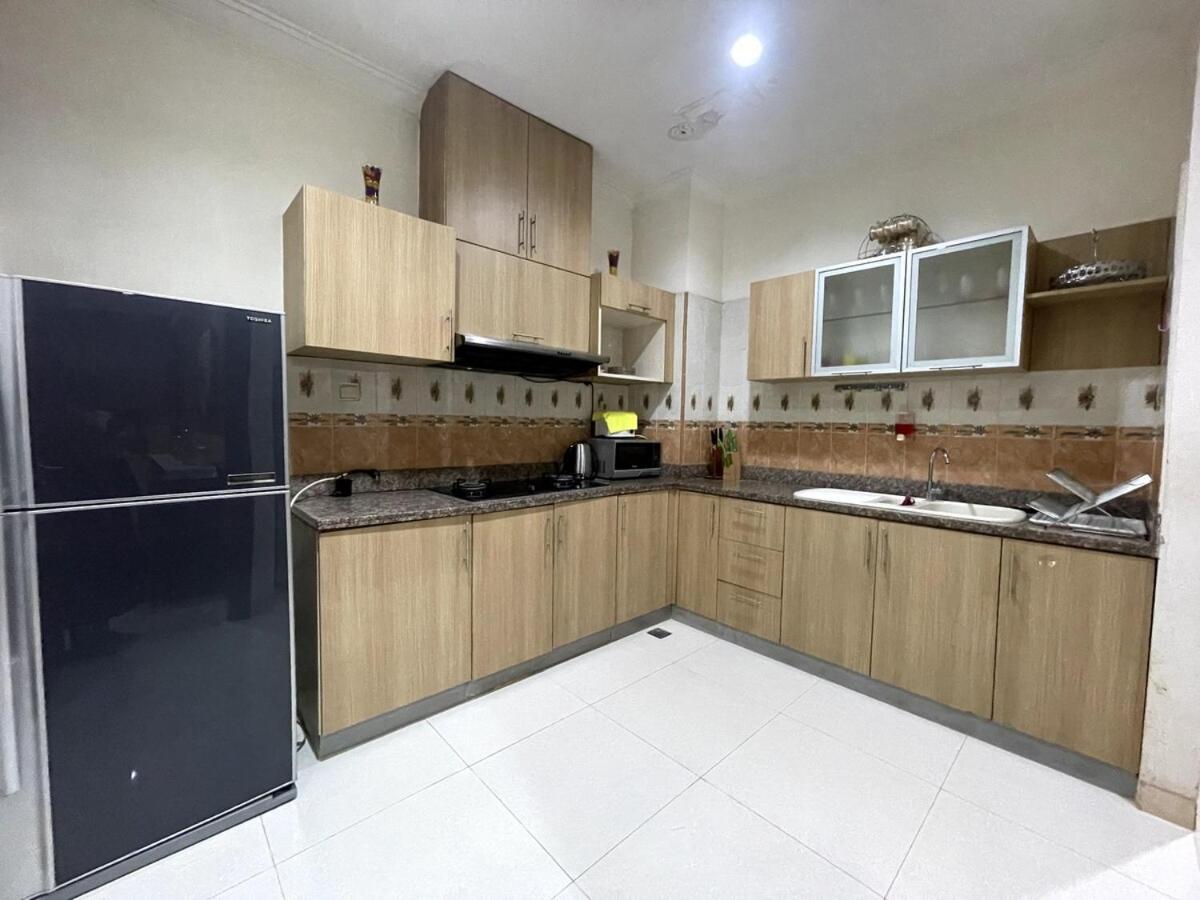2 Bedroom At Senayan Apartment *