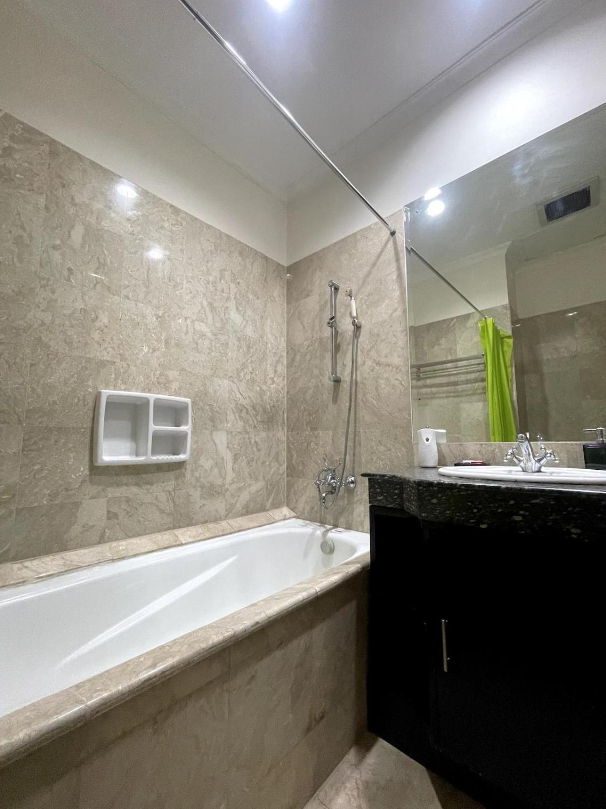 Apartment 2 Bedroom At Senayan