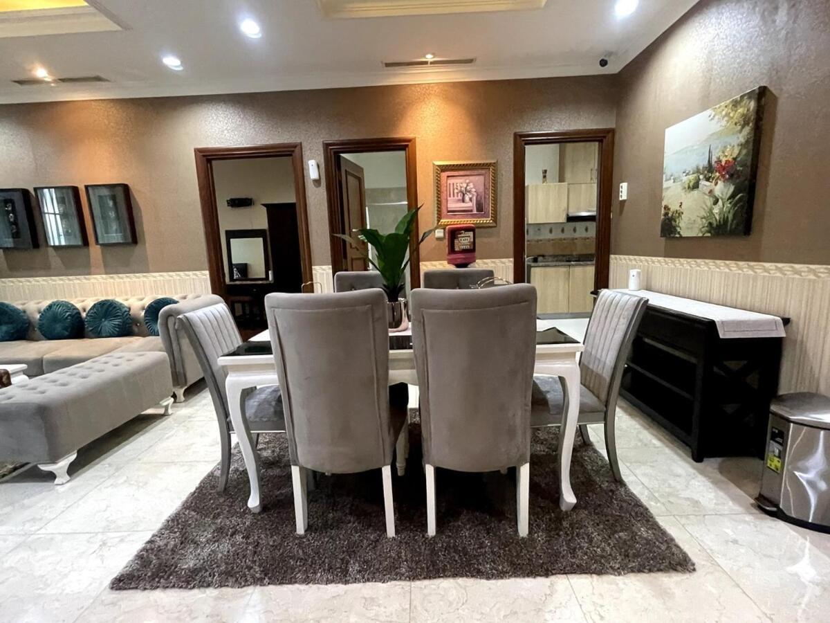 2 Bedroom At Senayan Apartment